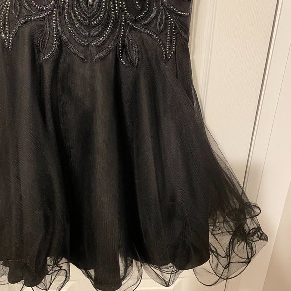 Dancing Queen -  Mini black dress - size medium - Picture 7 of 9